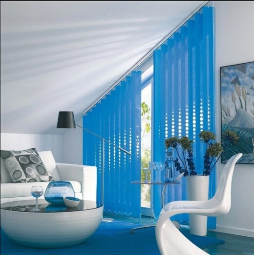 Пластиковые жалюзи на мансардные окна